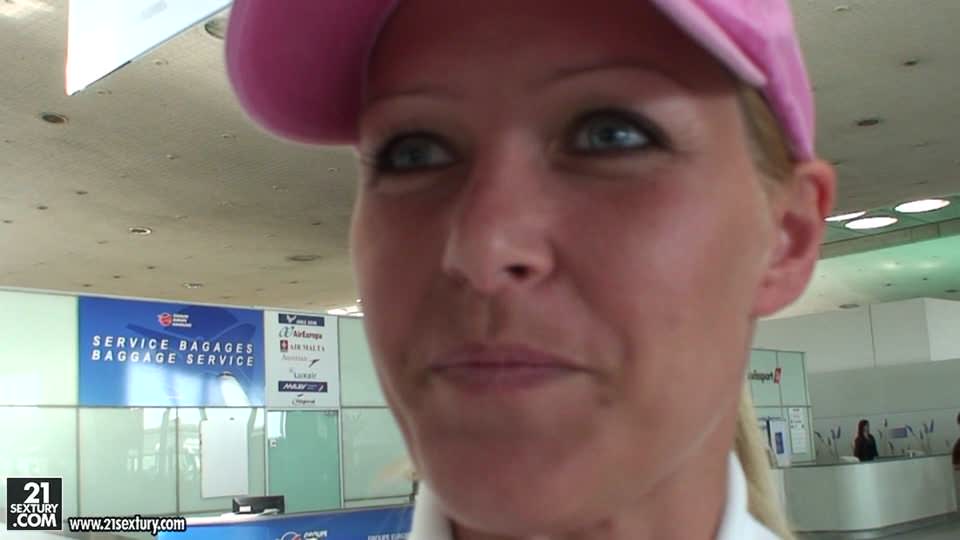 Sophies Video Diary: Paris! - 2.
