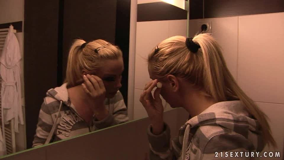 Up Close and Personal: Interview on Cool TV - 1.