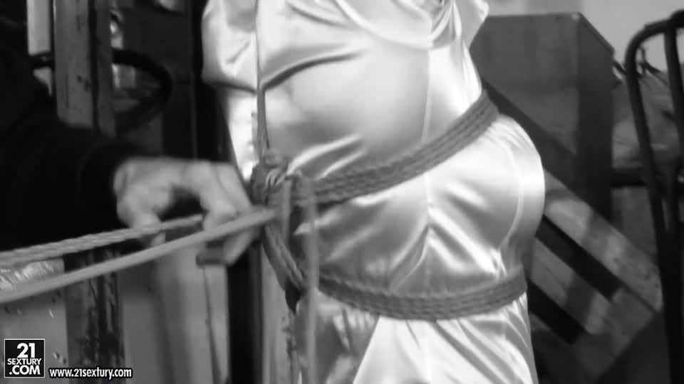Backstage with Mighty Mistress.com